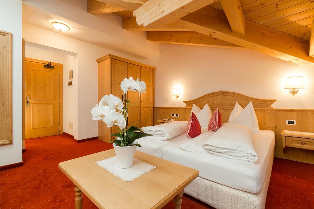 Hotel Bel Sit Corvara Zewnętrze zdjęcie