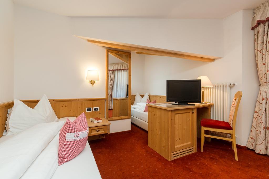 Hotel Bel Sit Corvara Zewnętrze zdjęcie